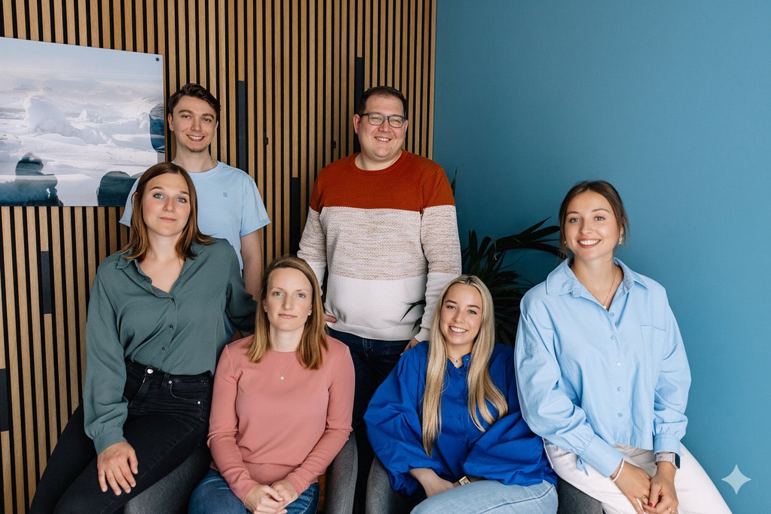 Het team van Uitzicht, psychologen, coaches en seksuologen samen in de praktijk
